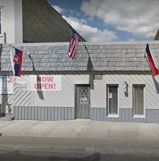 Czech'ers Sports Bar